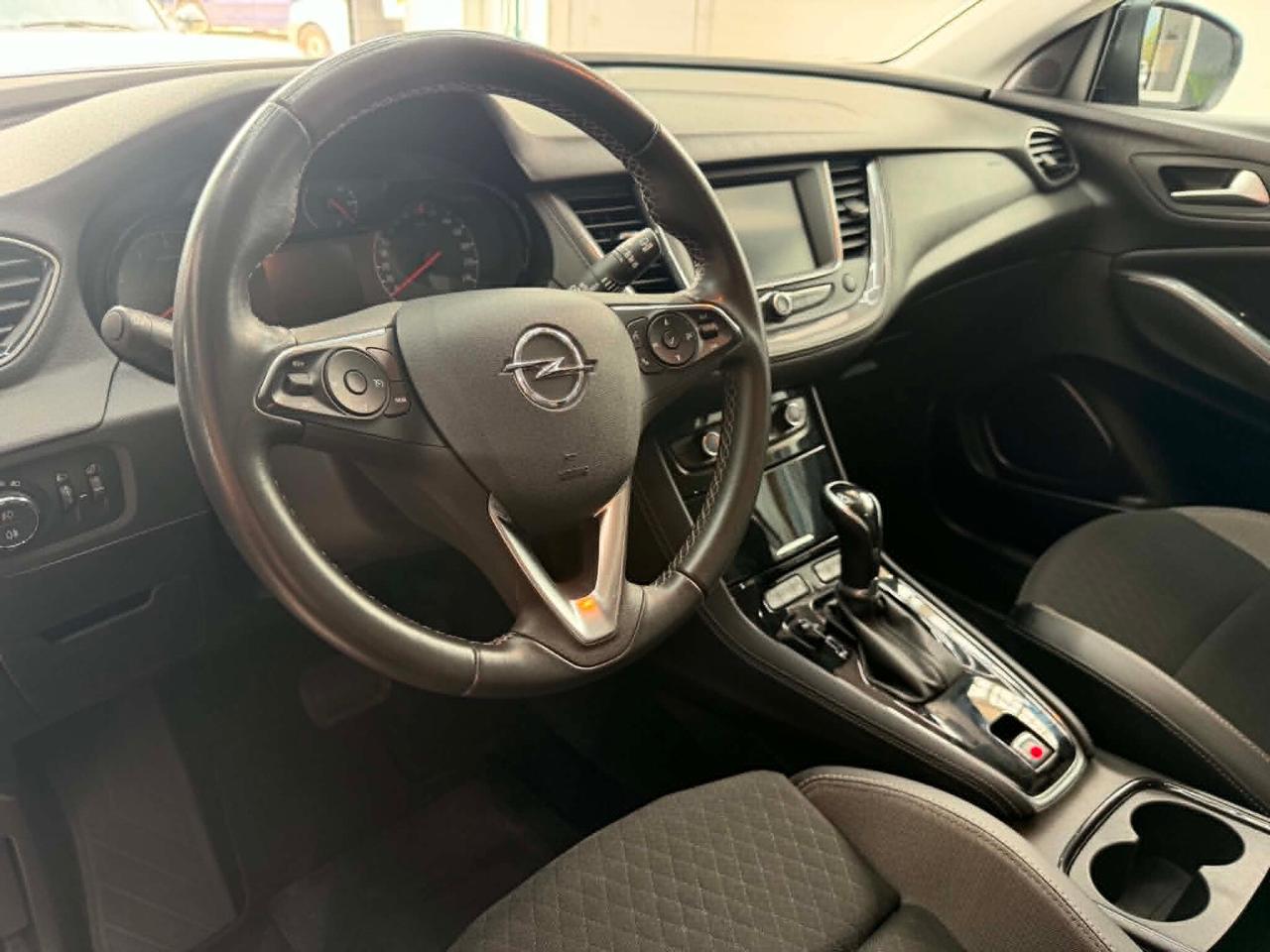 Opel Grandland X 1.5 diesel automatica Design Line SOLO 56.500KM