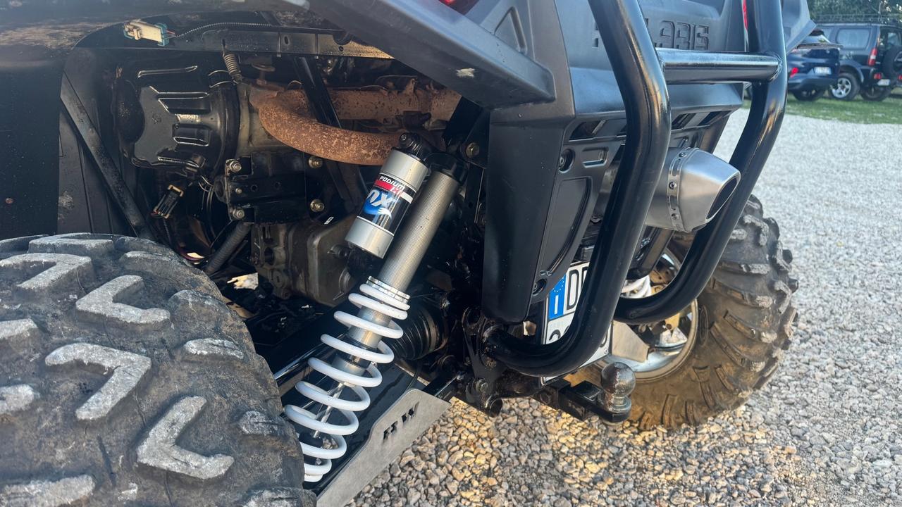 Polaris RZR 800 rally