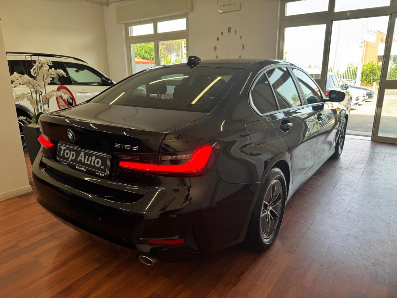 BMW 316 d 48 V AUT. SPORT / DARK NIGHT - 22