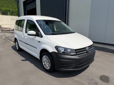 VOLKSWAGEN Caddy 5 POSTI VETTURA - KM 25.000 - NO OBBLIGO FINANZIAM