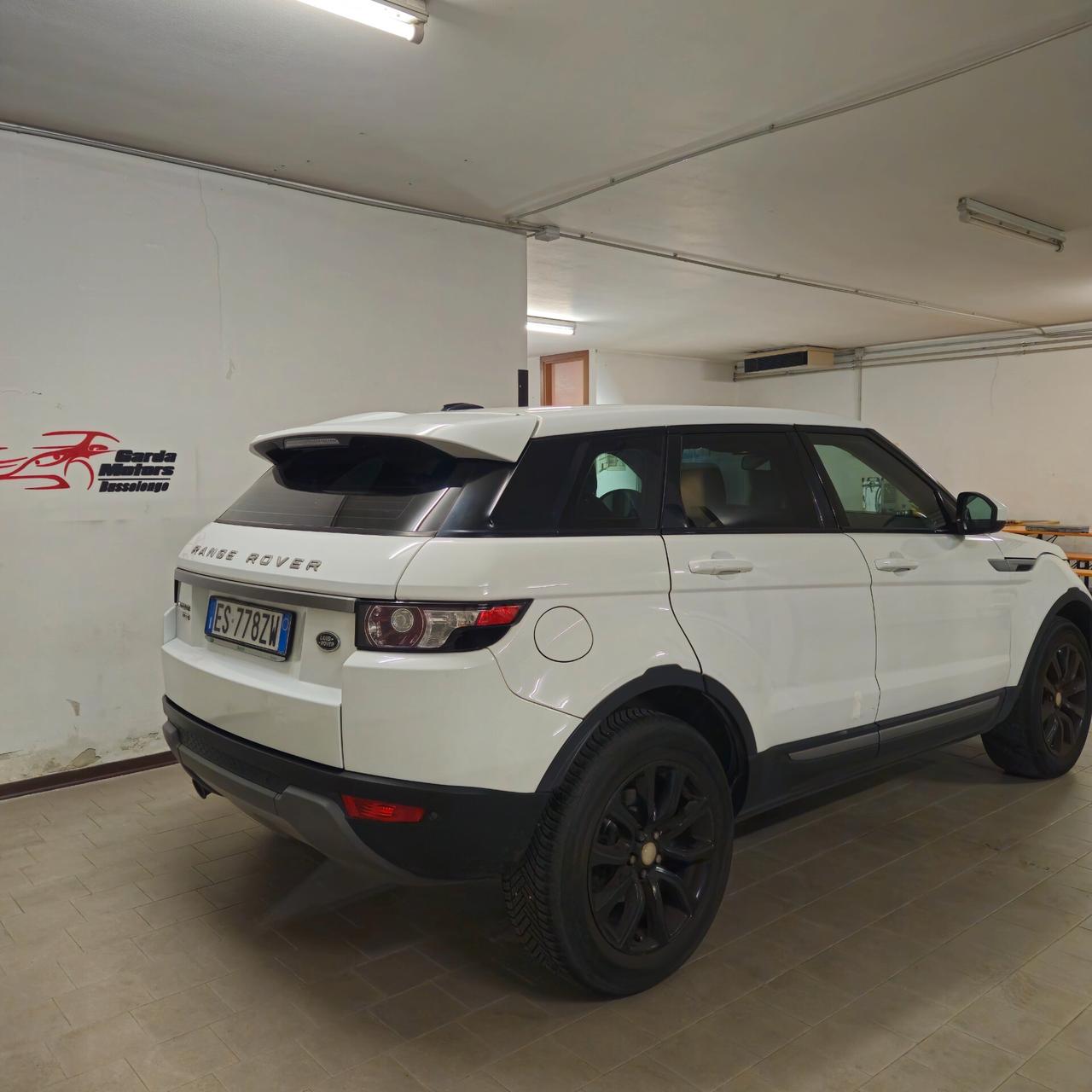 Land Rover Range Evoque 2.2 TD4 5p. Pure Tech Pack Launch Edition