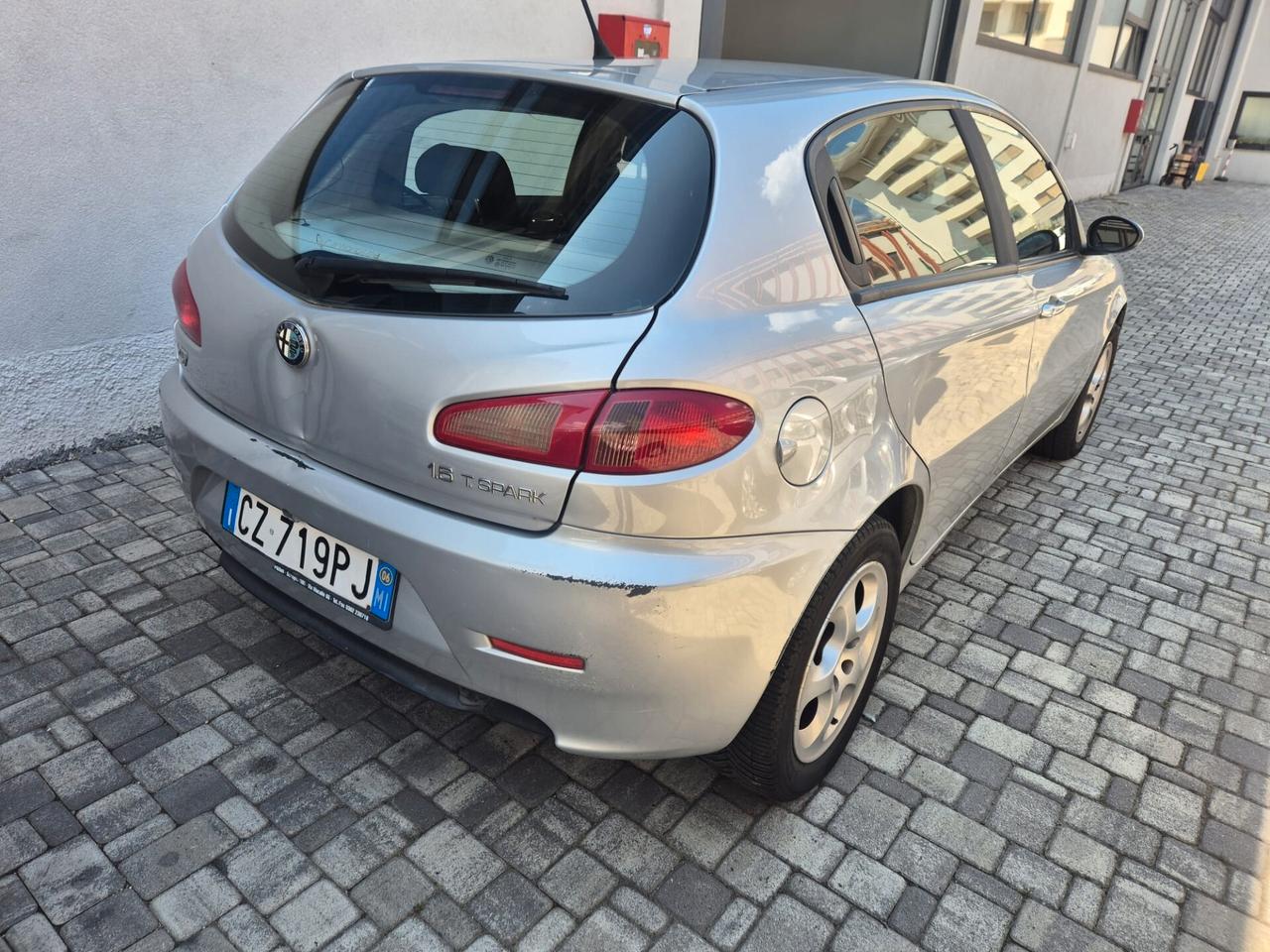 Alfa Romeo 147 1.6 16V TS (105) 5 porte