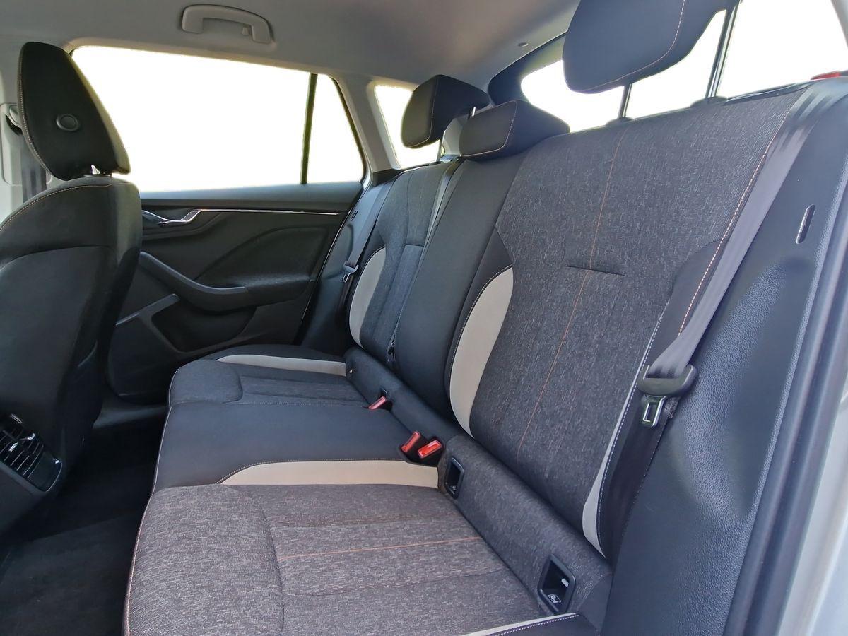 SKODA KAMIQ 1.0 BENZ 110CV STYLE