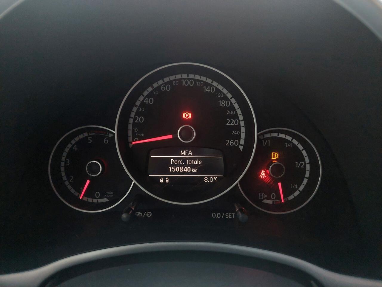 Volkswagen Maggiolino 1.6 TDI Design *NEOPATENTATI*