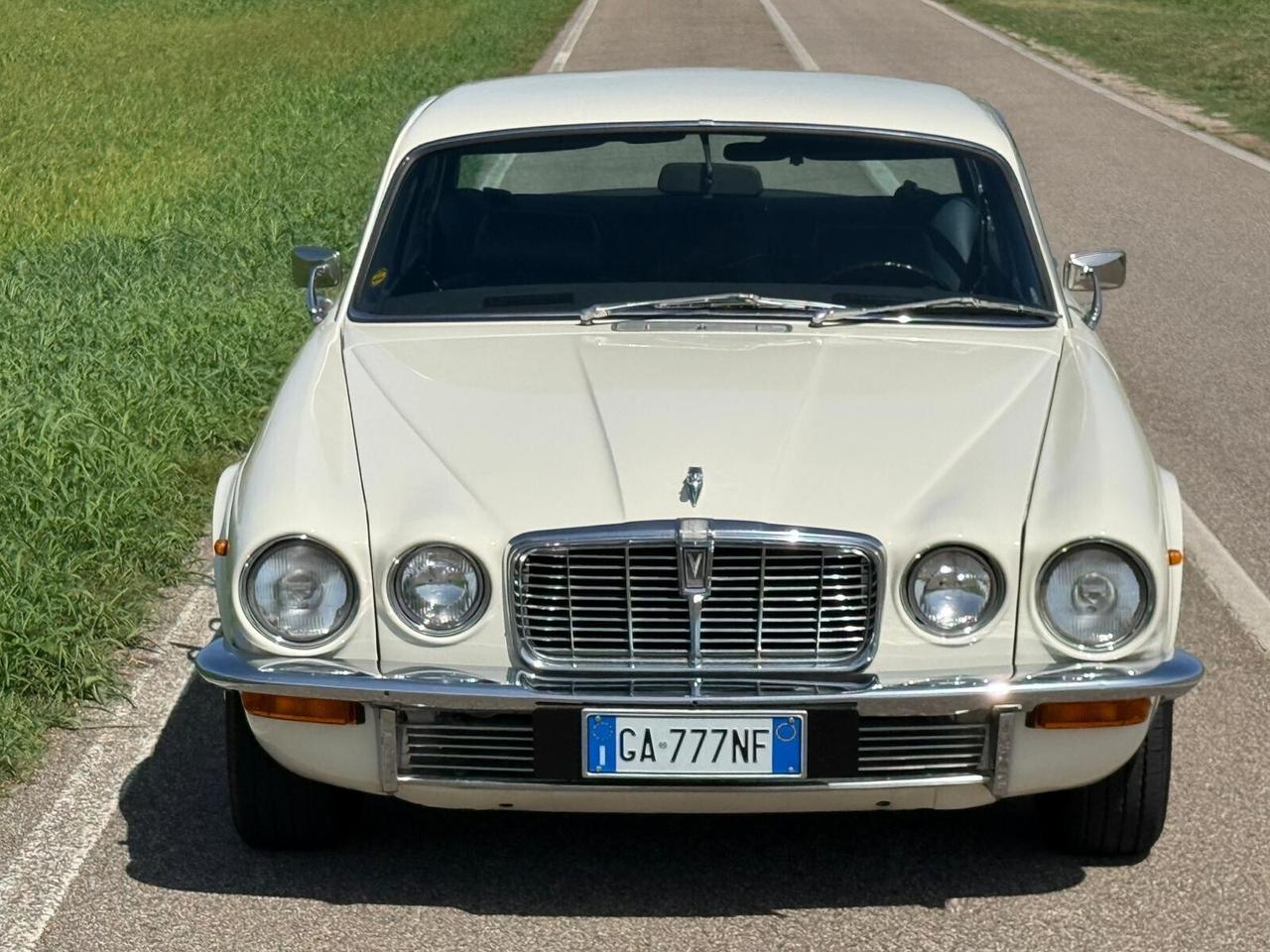 Jaguar XJ12 5.3 ASI iniection