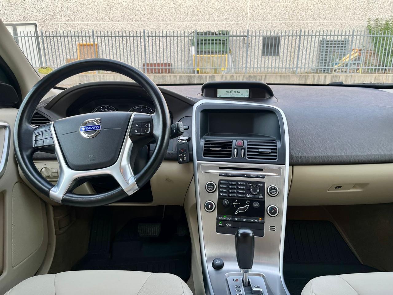 Volvo XC60 2.4d 2010 165.000km 4x4 perfetta