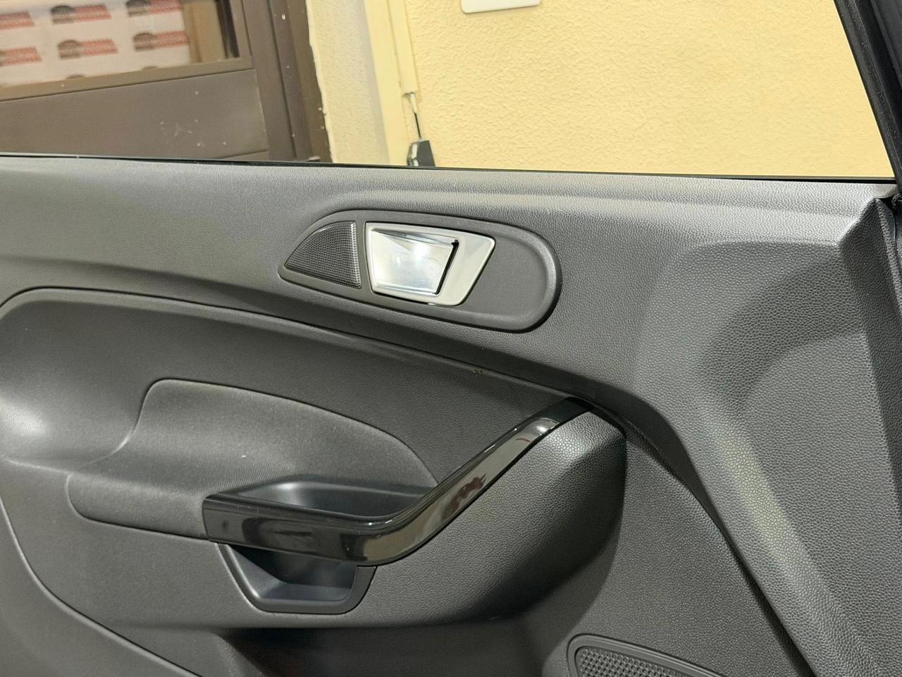 Ford Fiesta 1.5 TDCi 75CV 3 porte Titanium