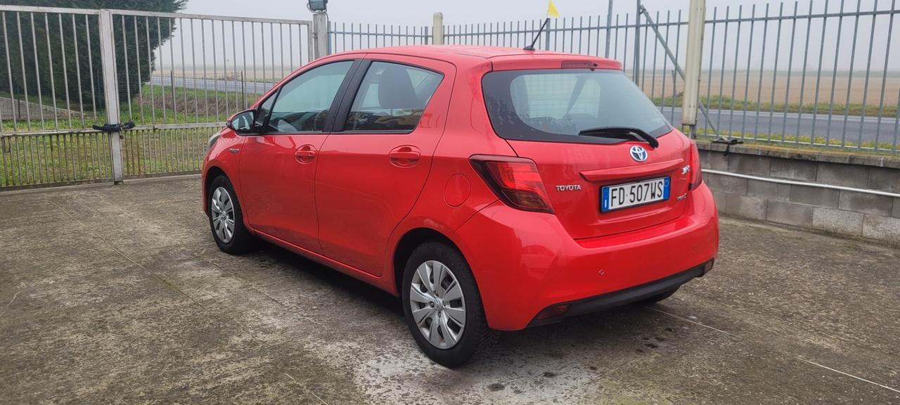 Toyota Yaris NEOPATENTATA .5 Hybrid 5 porte Active