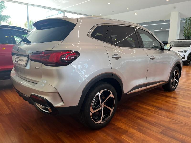 MG HS 1.5T-GDI AT Luxury