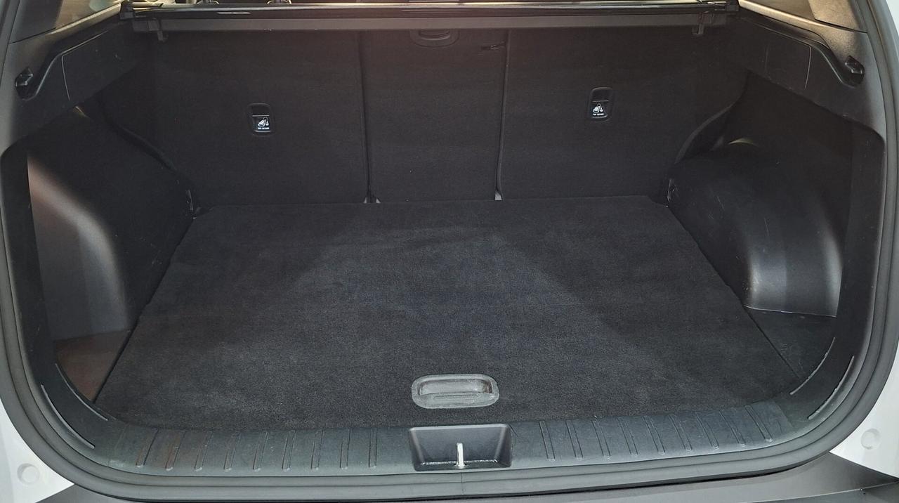 Hyundai Tucson 1.6 CRDI MILD HYBRID 48V XLine