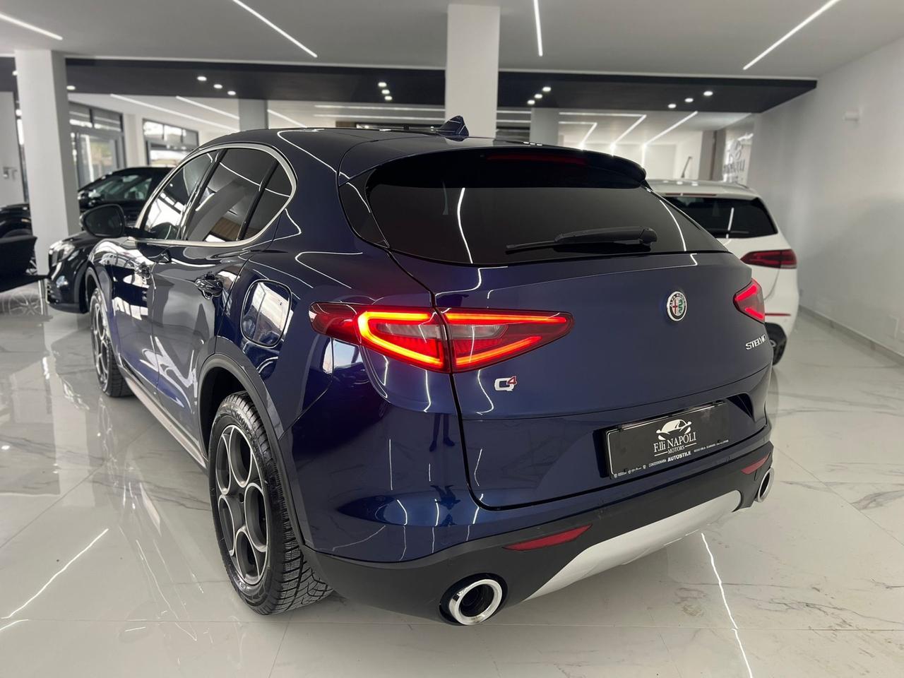 Alfa Romeo Stelvio 2.2 Turbodiesel 210 CV AT8 Q4 Super