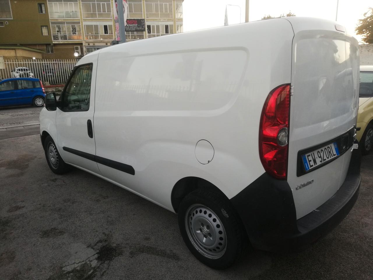 Opel combo 1.6 mjet passo lungo coibentato