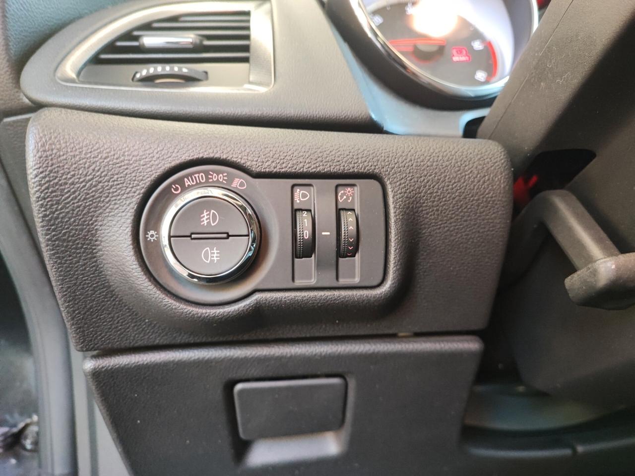 Opel Astra 1.7 CDTI 110CV Sports Tourer Cosmo