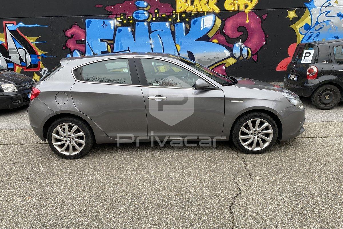 ALFA ROMEO Giulietta 1.6 JTDm-2 120 CV Distinctive