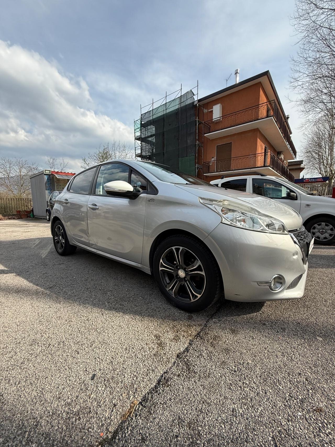 Peugeot 208 1.4 VTi 95 CV 5p. GPL Allure