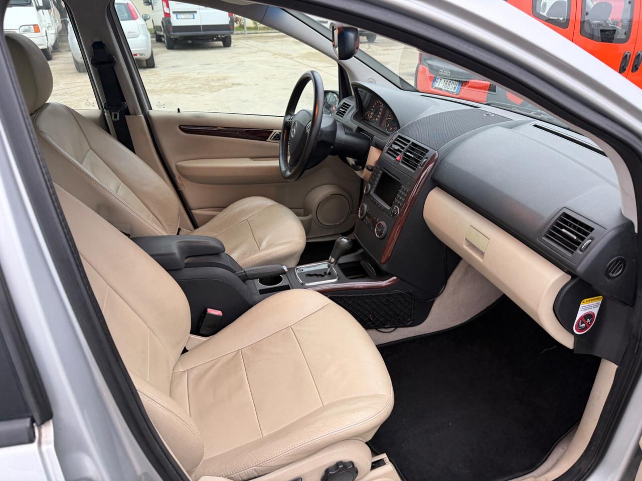 MERCEDES A 180 CDI ELEGANCE AUTOMATICO NEOPATENTATI