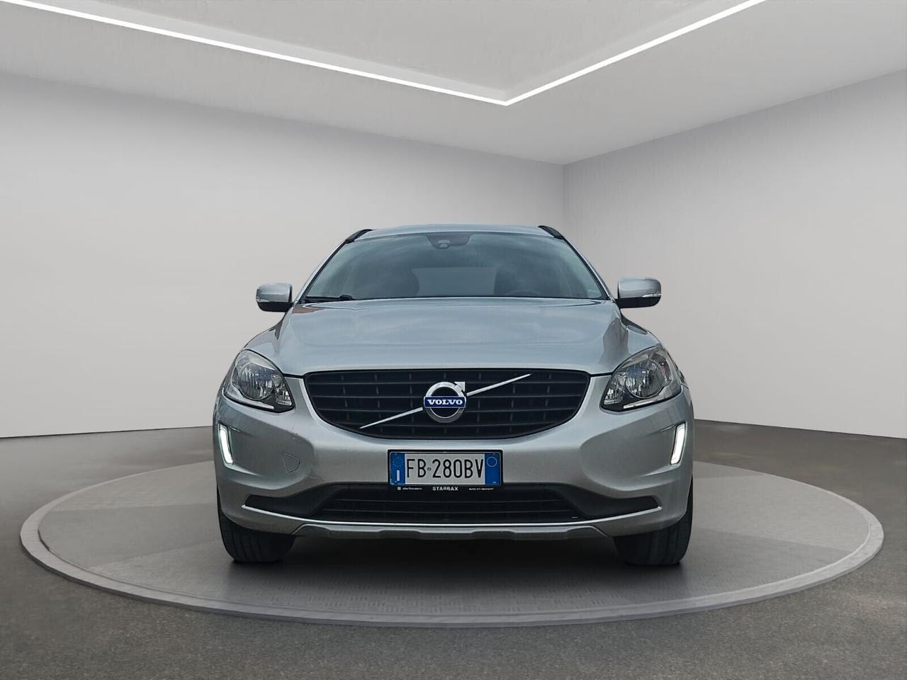 Volvo XC 60 D3 FWD 150CV Momentum AUTO NAVI