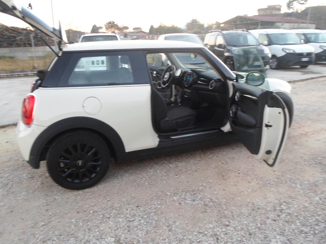 Mini 1.5 Cooper D Baker Street