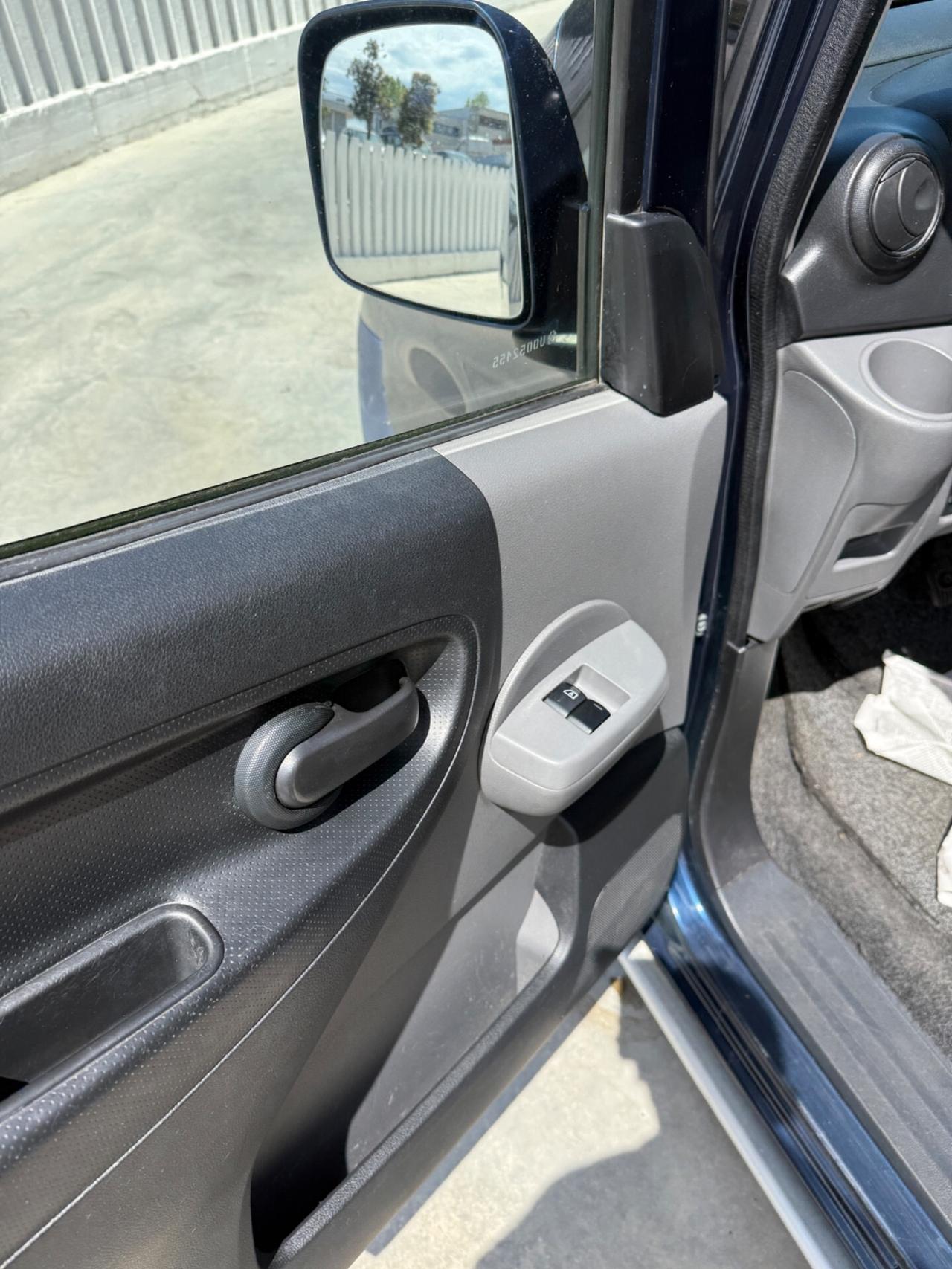 Nissan NV200 1.5 dCi 90CV Bus