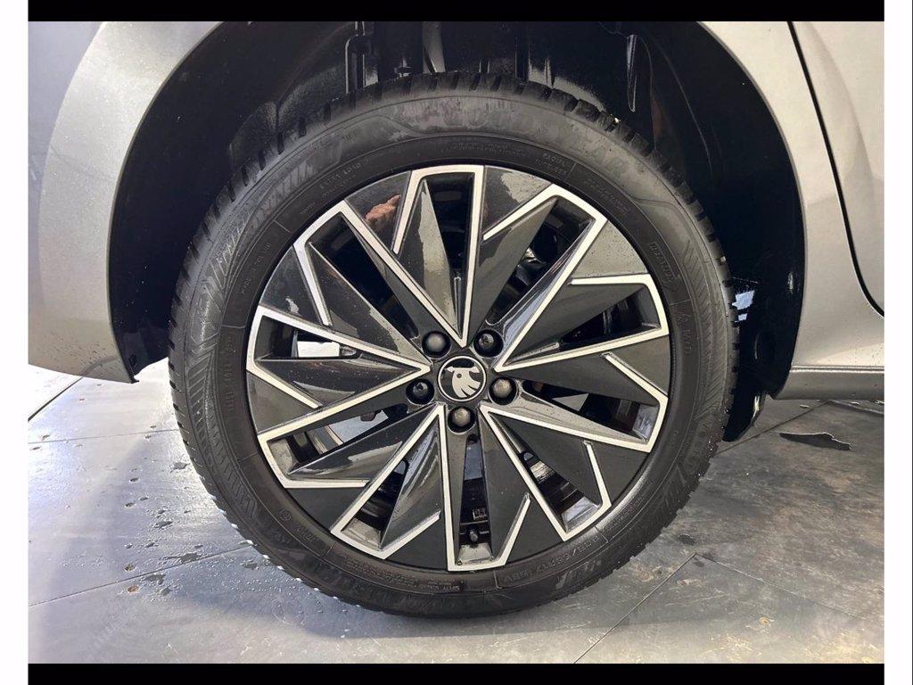 SKODA Kamiq 1.0 tsi black dots 95cv del 2025