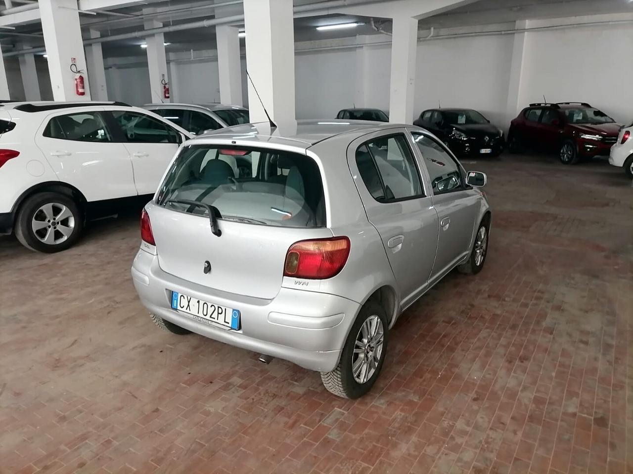 Toyota Yaris 1.0 16v Sol 5p OK NEOPATENTATI