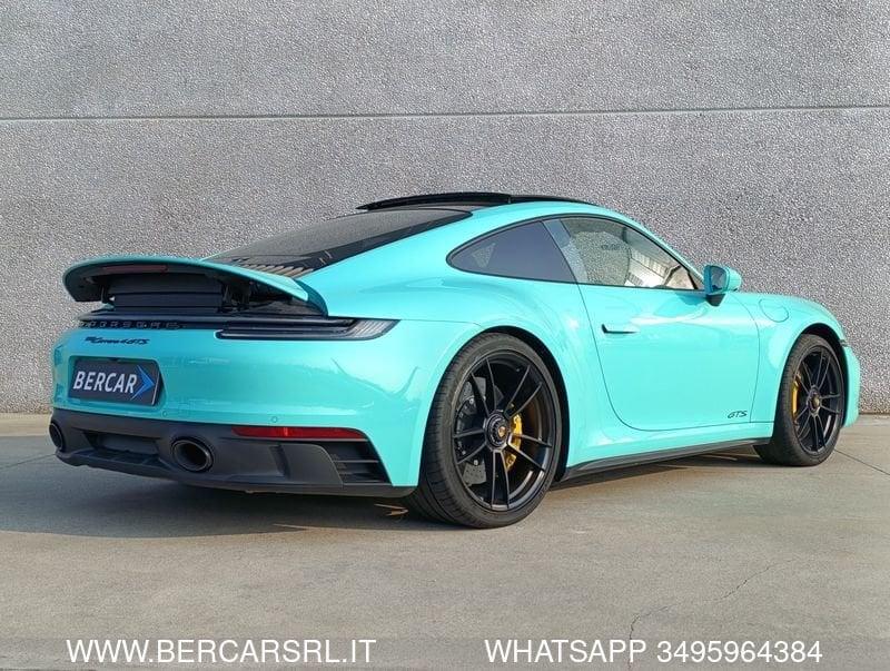 Porsche 911 Carrera 4 GTS