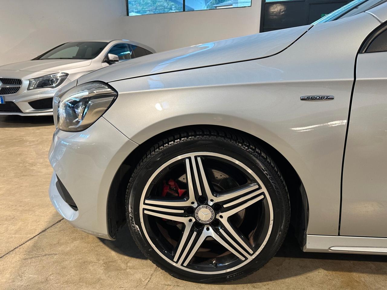 Mercedes-benz A 250 Premium