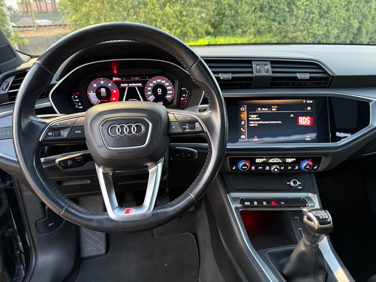 Audi Q3 35 TDI quattro S line edition TETTO