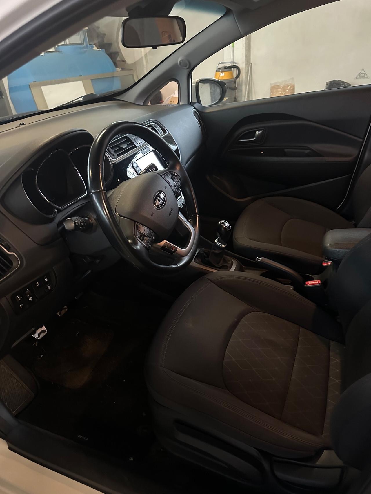 Kia Rio 1.4 CRDi 5p.S&S High Tech