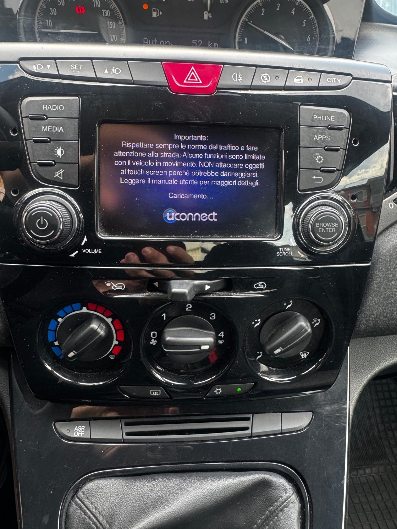 Lancia Ypsilon 1.0 FireFly 5 porte S&S Hybrid Alberta Ferretti