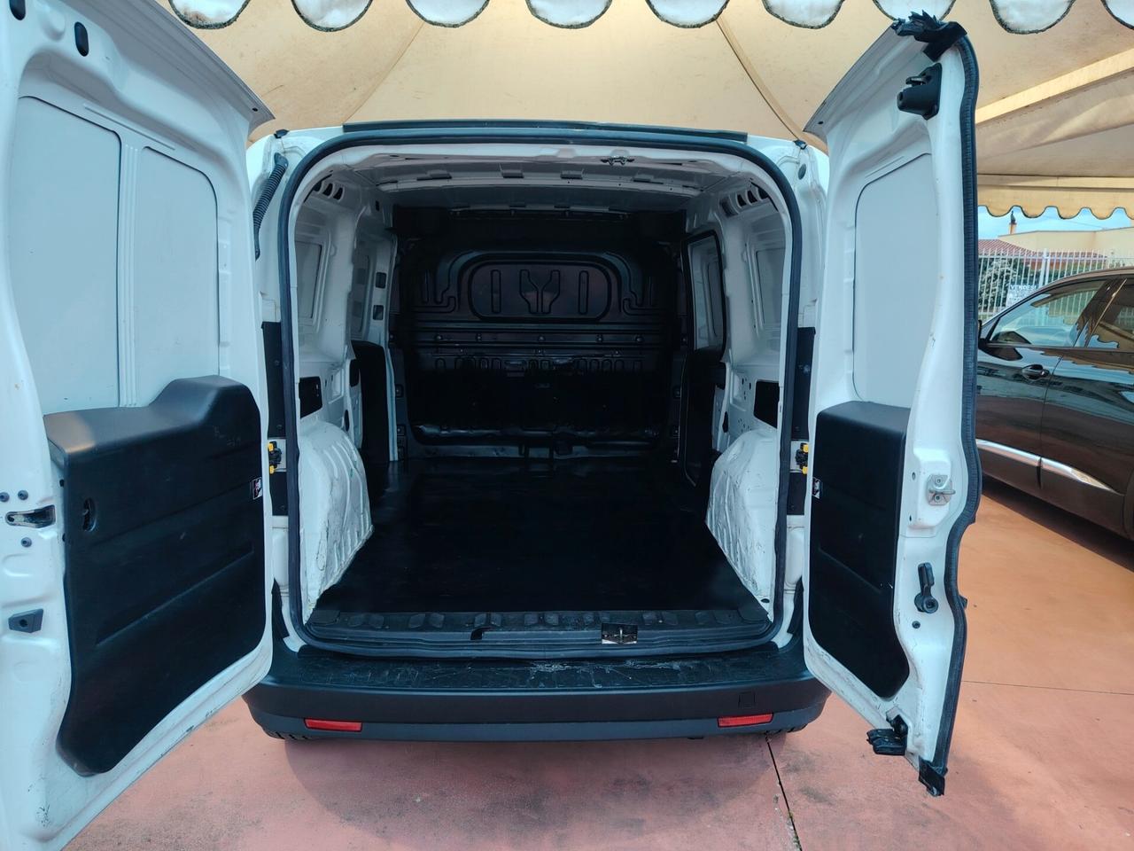 Fiat Doblò 1.6 MJT 120CV 3 POSTI 2021 IVA COMP.