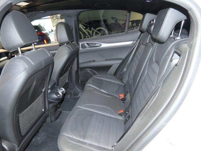 ALFA ROMEO Stelvio 2.0 Turbo 280 CV AT8 Q4 Veloce