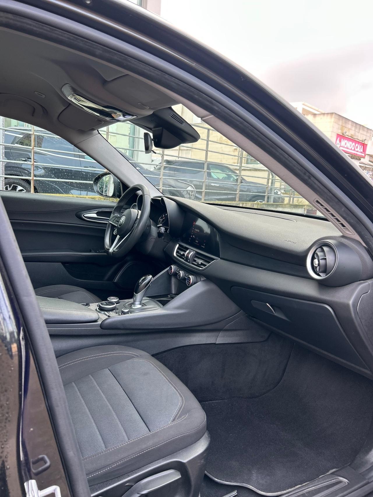 Alfa Romeo Giulia 2.2 Turbodiesel 160 CV AT8 Business