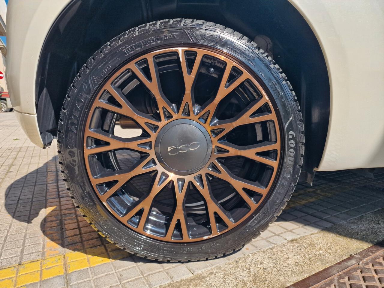 Fiat 500 1.2 LOUNGE 69 CV 120" KM 31800 COME NUOVA