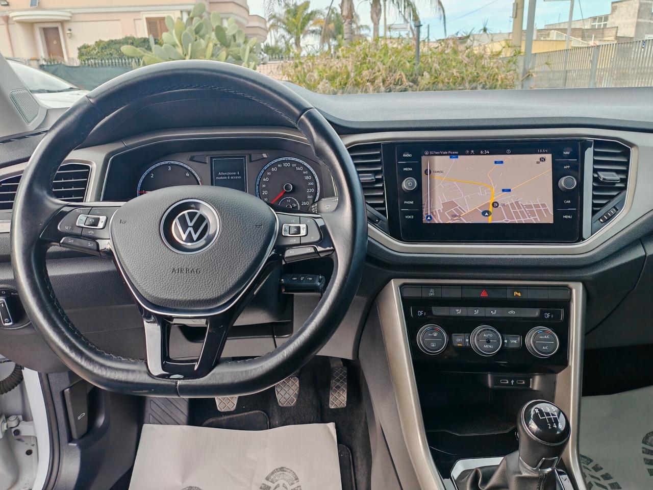 Volkswagen T-Roc 20TDI 115cv navig led 2022