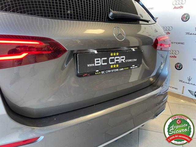MERCEDES-BENZ B 180 d Auto Premium AMG *PACK LUCI