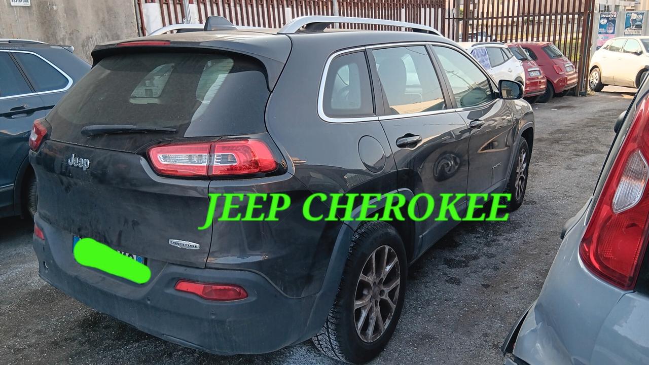 Jeep Cherokee incidentata sinistrata mondialcars