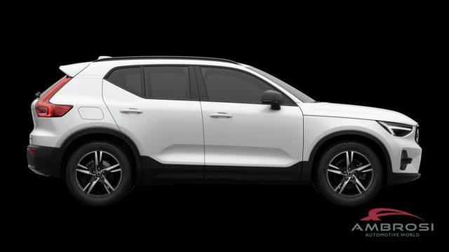 VOLVO XC40 B3 Mild hybrid Benzina Plus