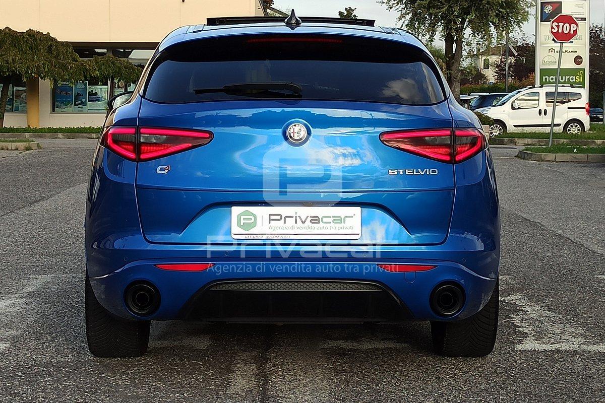 ALFA ROMEO Stelvio 2.0 Turbo 280 CV AT8 Q4 Veloce