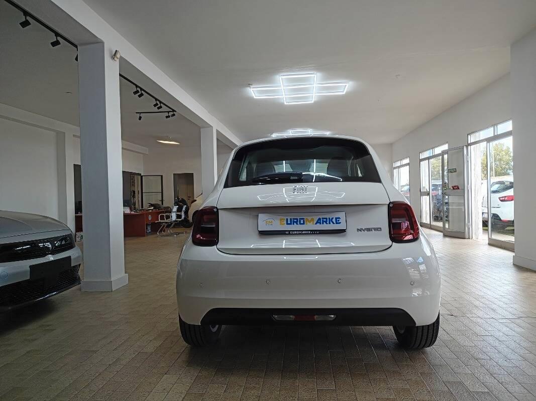 Fiat 500 1.0 hybrid Icon