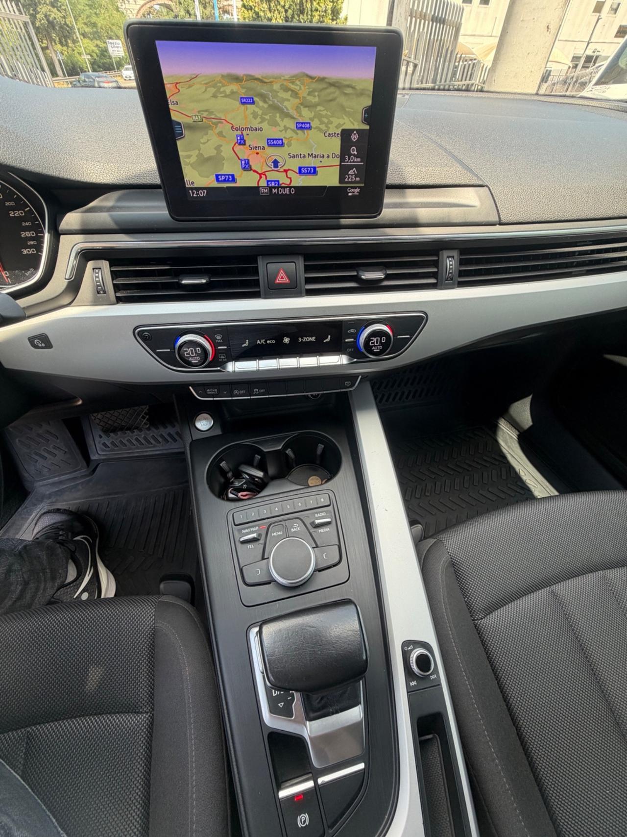 Audi A4 2.0 TDI 150 CV S tronic
