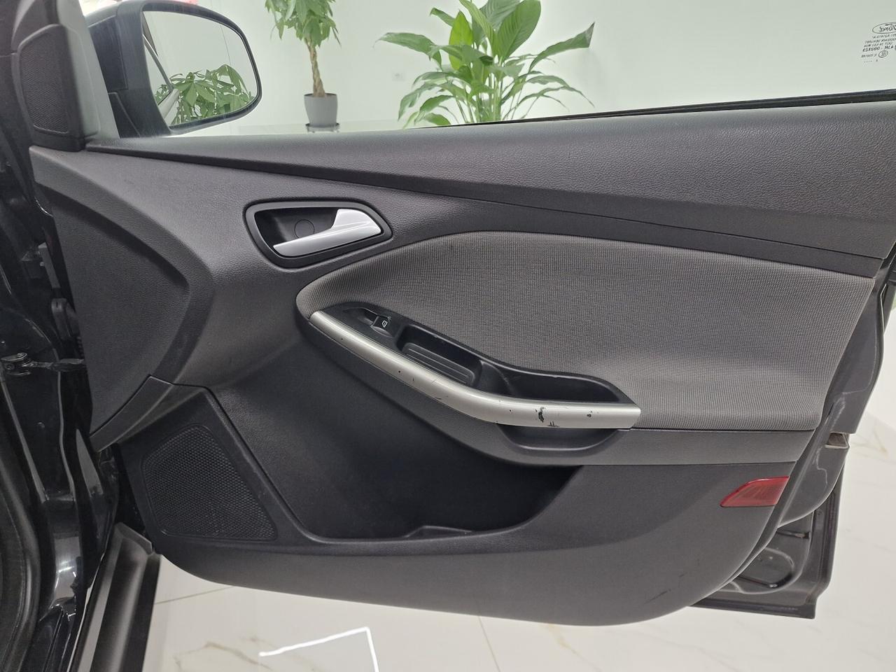 FORD FOCUS SW 1.6 TDCI 95 CV TITANIUM ANNO 2013