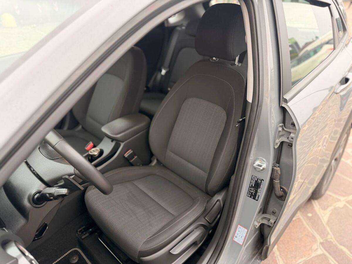 Hyundai Kona 1.6 gdi hev Xtech 2wd 141cv dct