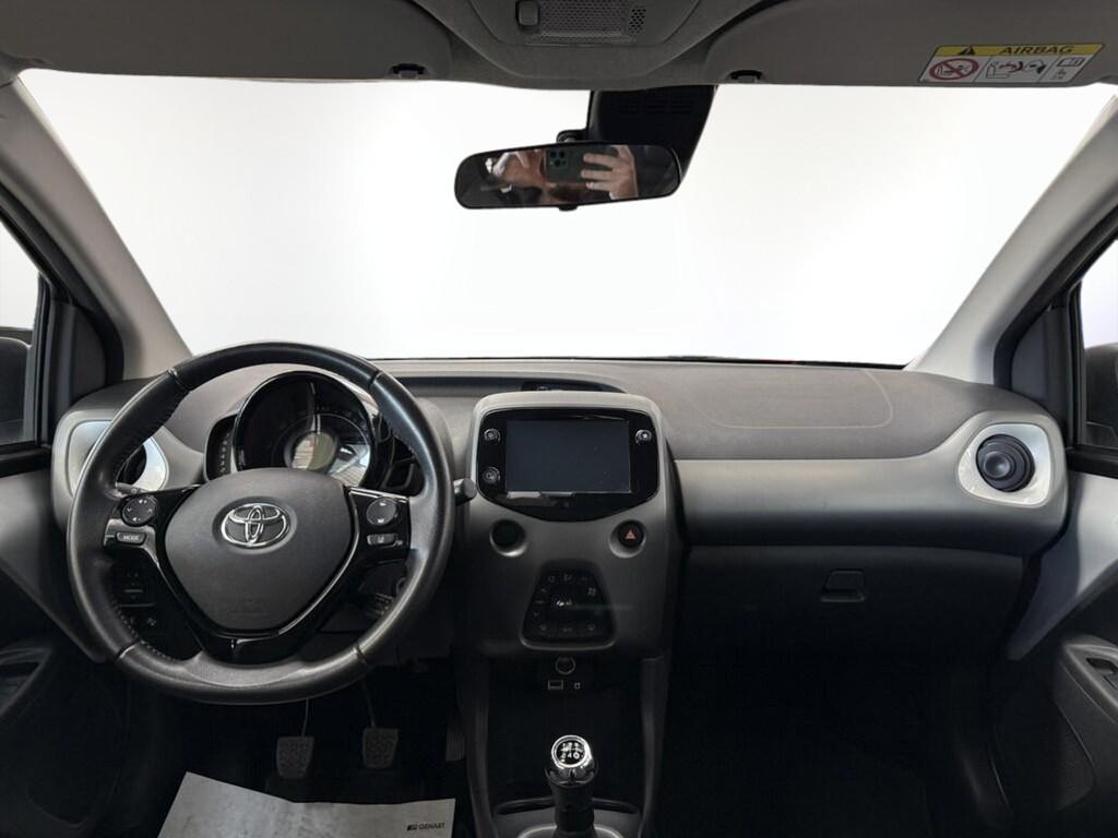 Toyota Aygo 5 Porte 1.0 VVT-i x-play