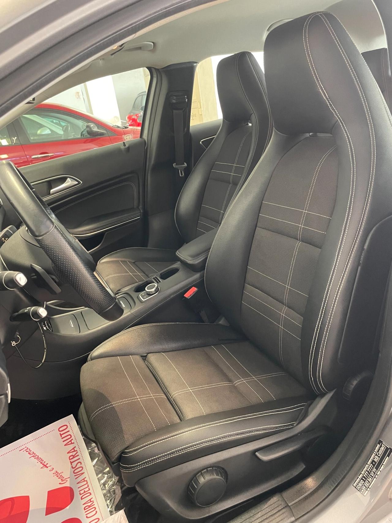 Mercedes-benz GLA 200 136 CV Automatica Premium FULL OPTIONAL NEOPATENTATI