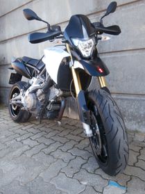 Aprilia Dorsoduro 750 (2009 - 14) del 2009 passaggio incluso.