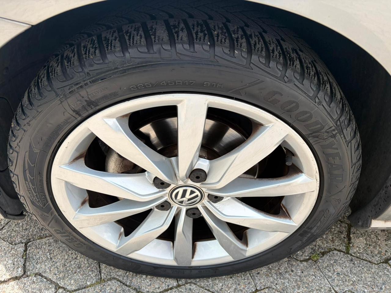 Volkswagen Golf 1.4 TSI 5p. Highline BlueMotion Technology*EURO5B*NAVI*NEOPATENTATI