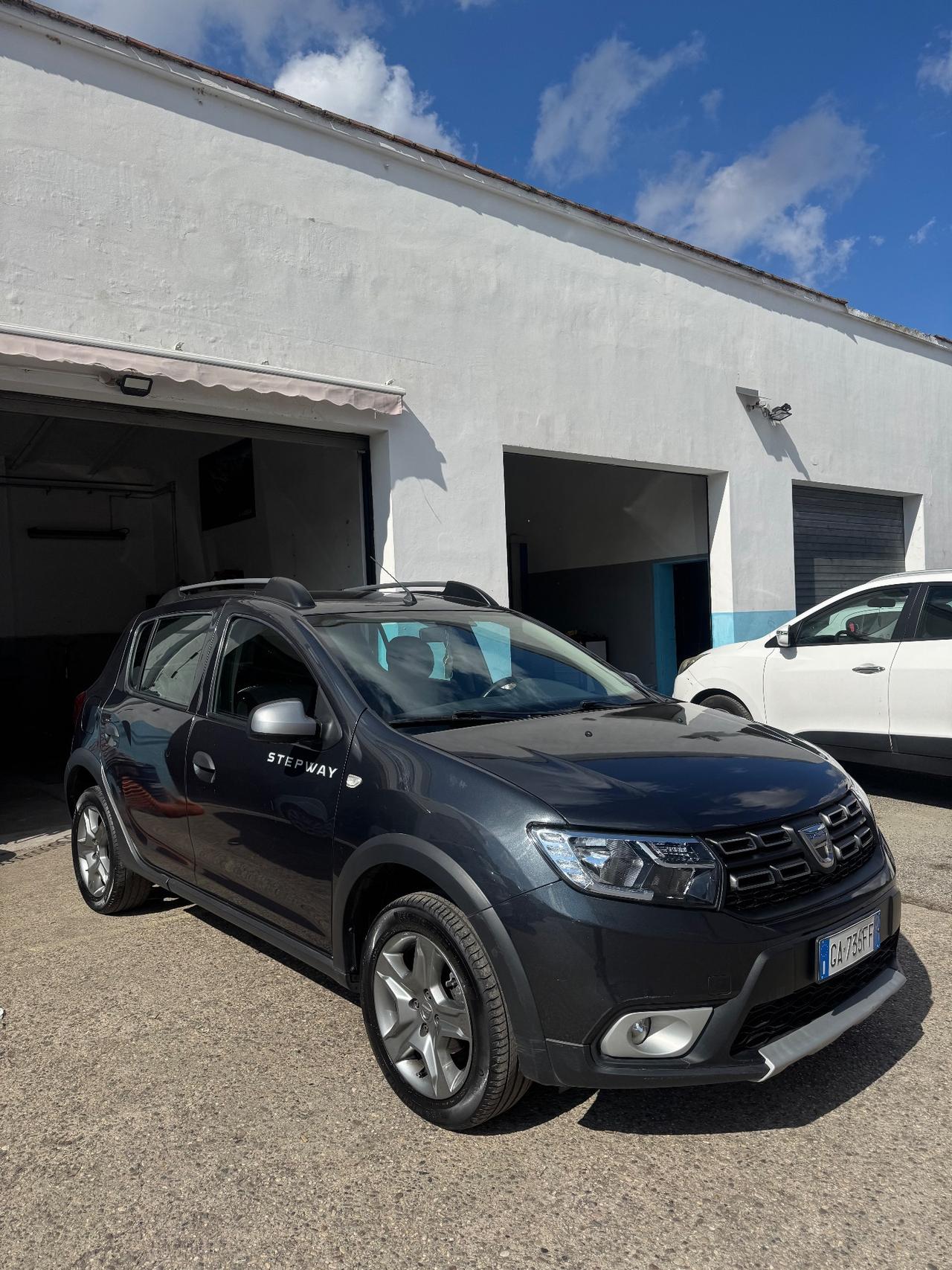 Dacia Sandero Stepway 1.0 TCe 100CV ECO-G 15th Anniversary