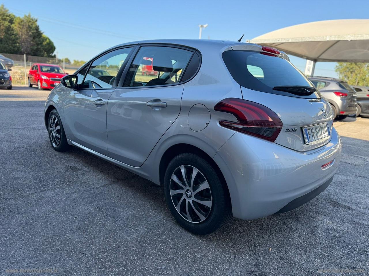 PEUGEOT 208 BlueHDi 75 5p. Allure