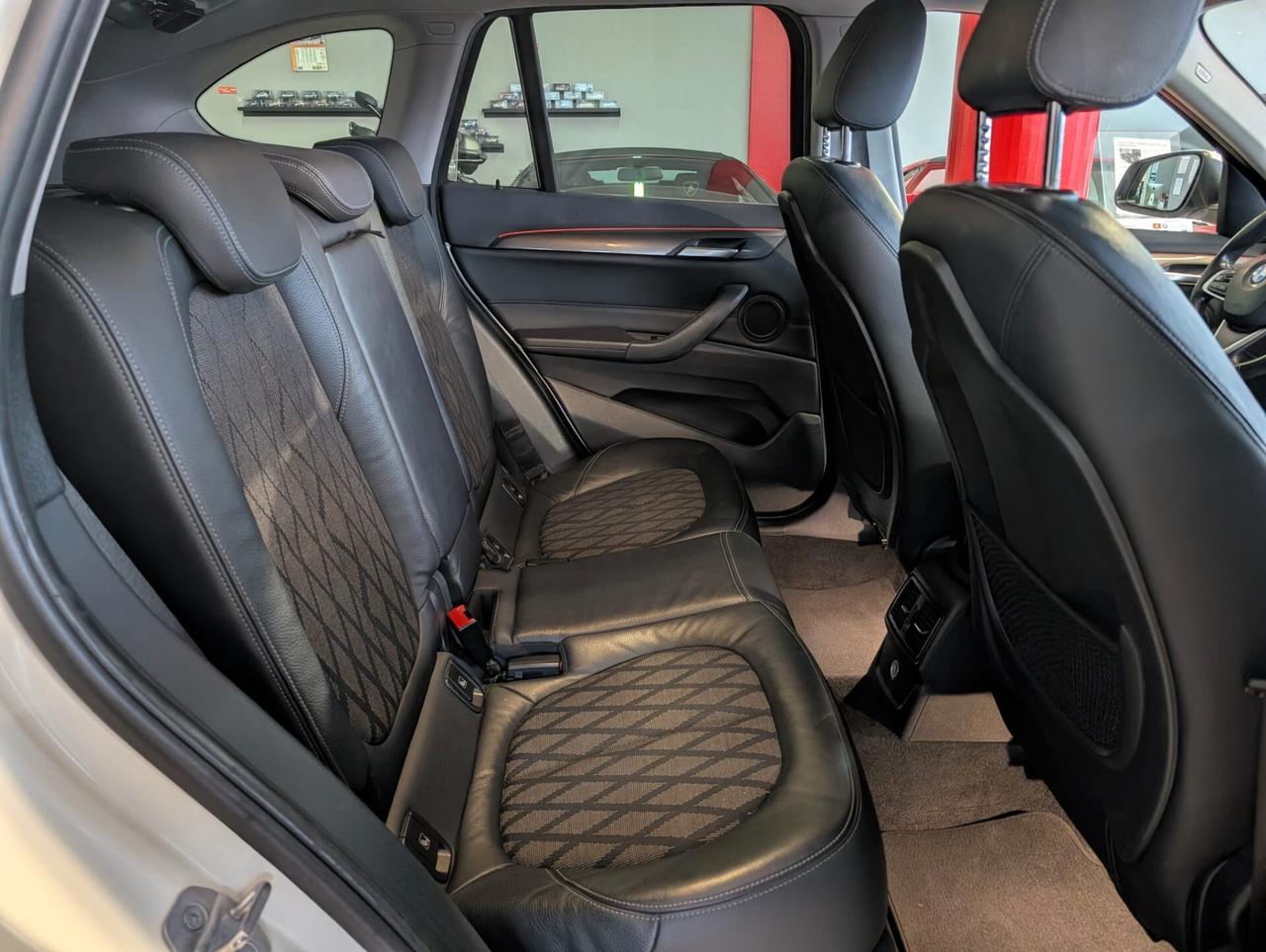 Bmw X1 sDrive18d xLine